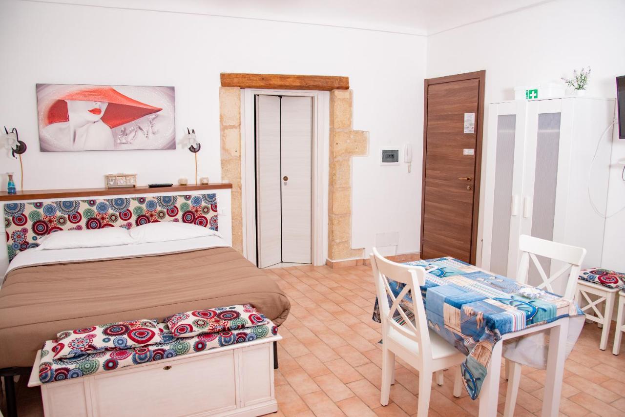Xenia - Il Vicoletto Delle Dee Villa Syracuse Buitenkant foto